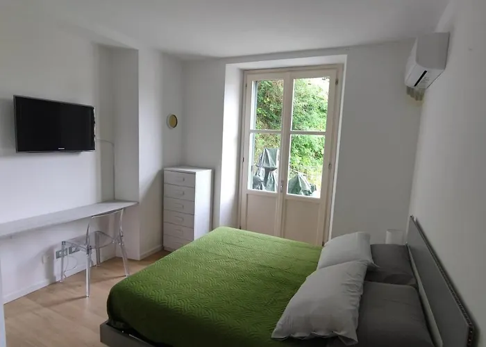 Apartment Giardino Privato Sul *